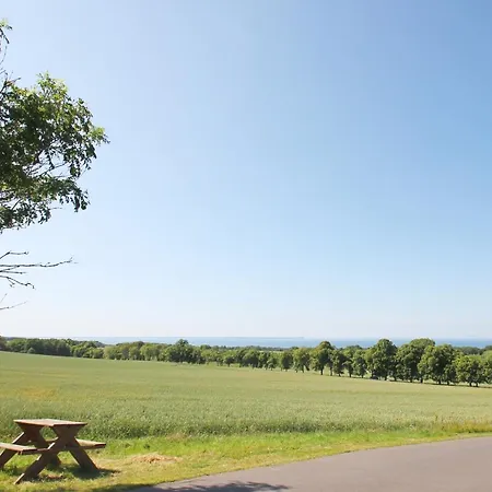 Tatil Evi Modernes Mit Eigener Terrasse Und Kleinem Garten - Liva Dranske