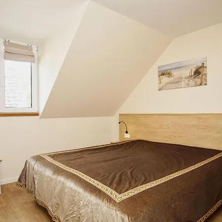 Tatil Evi Modernes Mit Eigener Terrasse Und Kleinem Garten - Liva Dranske